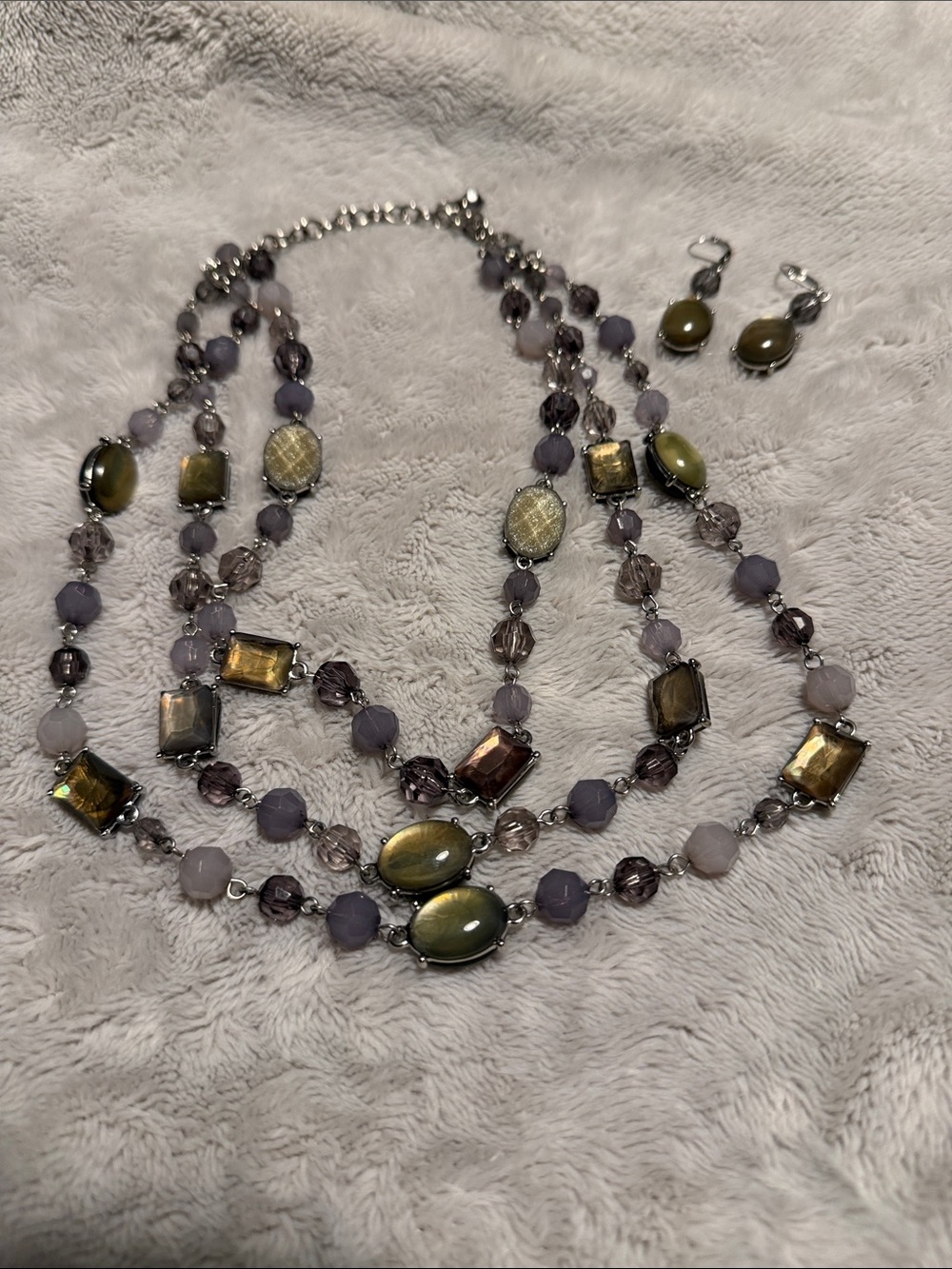 Premier Designs Purple Bead Necklace Set with Gold-Tone Cabochons